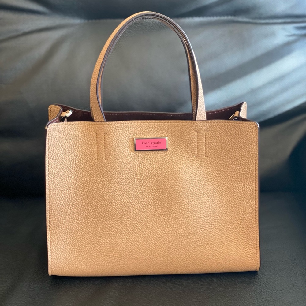 BEAUTIFUL BEIGE PEBBLED LEATHER KATE SPADE BAG SET W/ WALLET AND CROSSBODY, NWT!